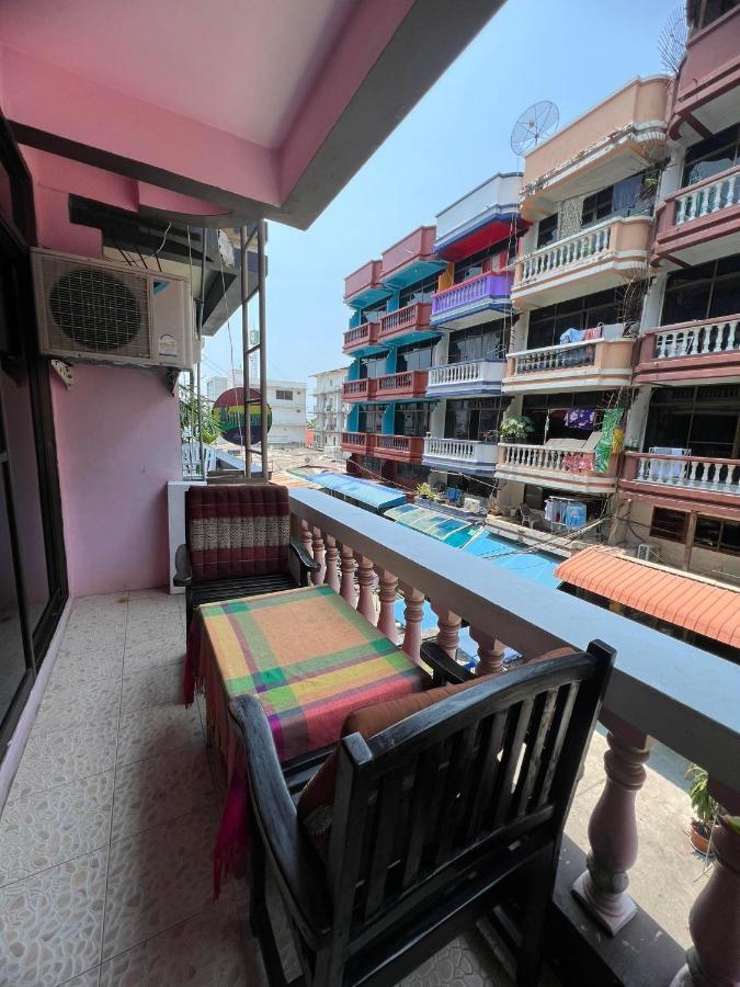 Soetnos Hotel Praia de Jomtien Exterior foto